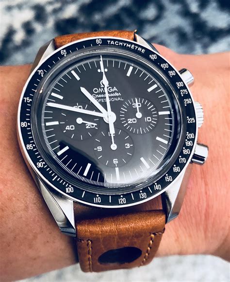 best omega speedmaster moonwatch